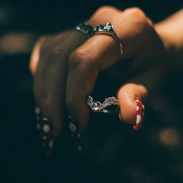 ENCHANTED MOTH - Amethyst & Sterling Silver Ring