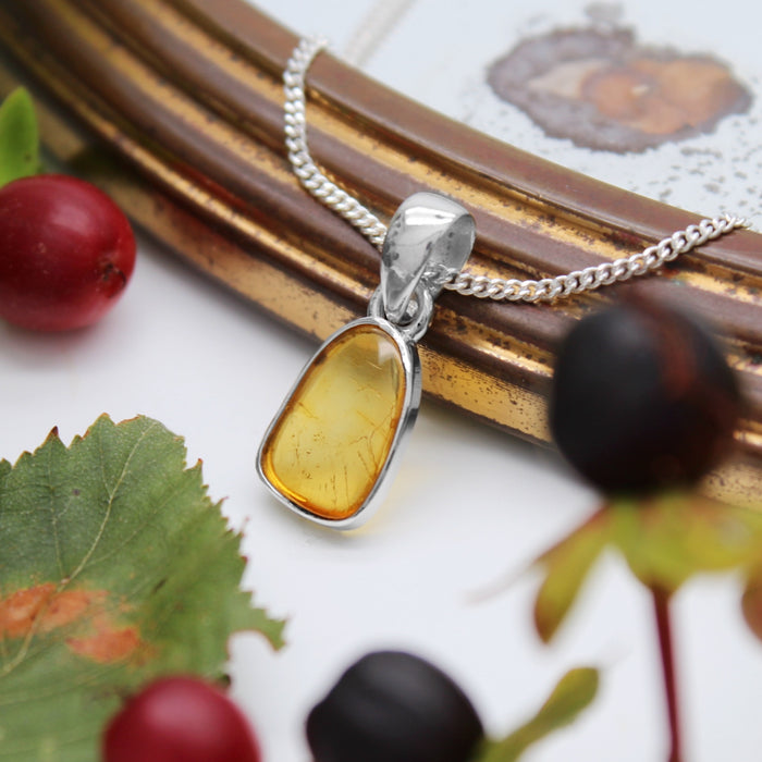GOLDEN HOUR - Sterling Silver & Amber Necklace