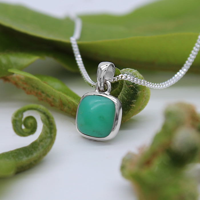 LILY PAD - Sterling Silver & Chrysoprase Necklace